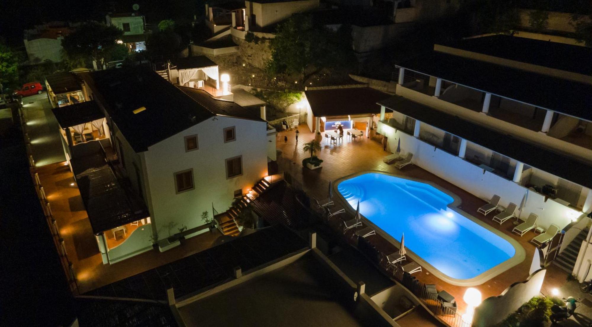 Hotel Villa Cute - Hvc Λίπαρι Εξωτερικό φωτογραφία