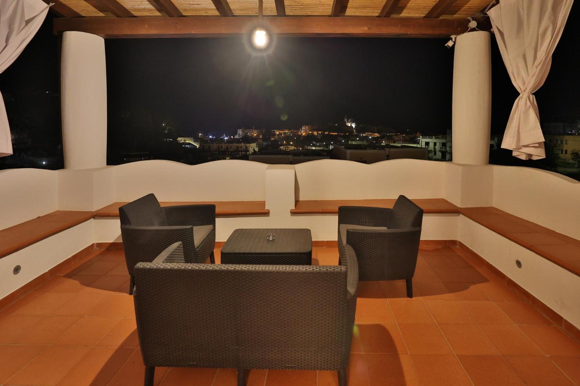 Hotel Villa Cute - Hvc Λίπαρι Εξωτερικό φωτογραφία