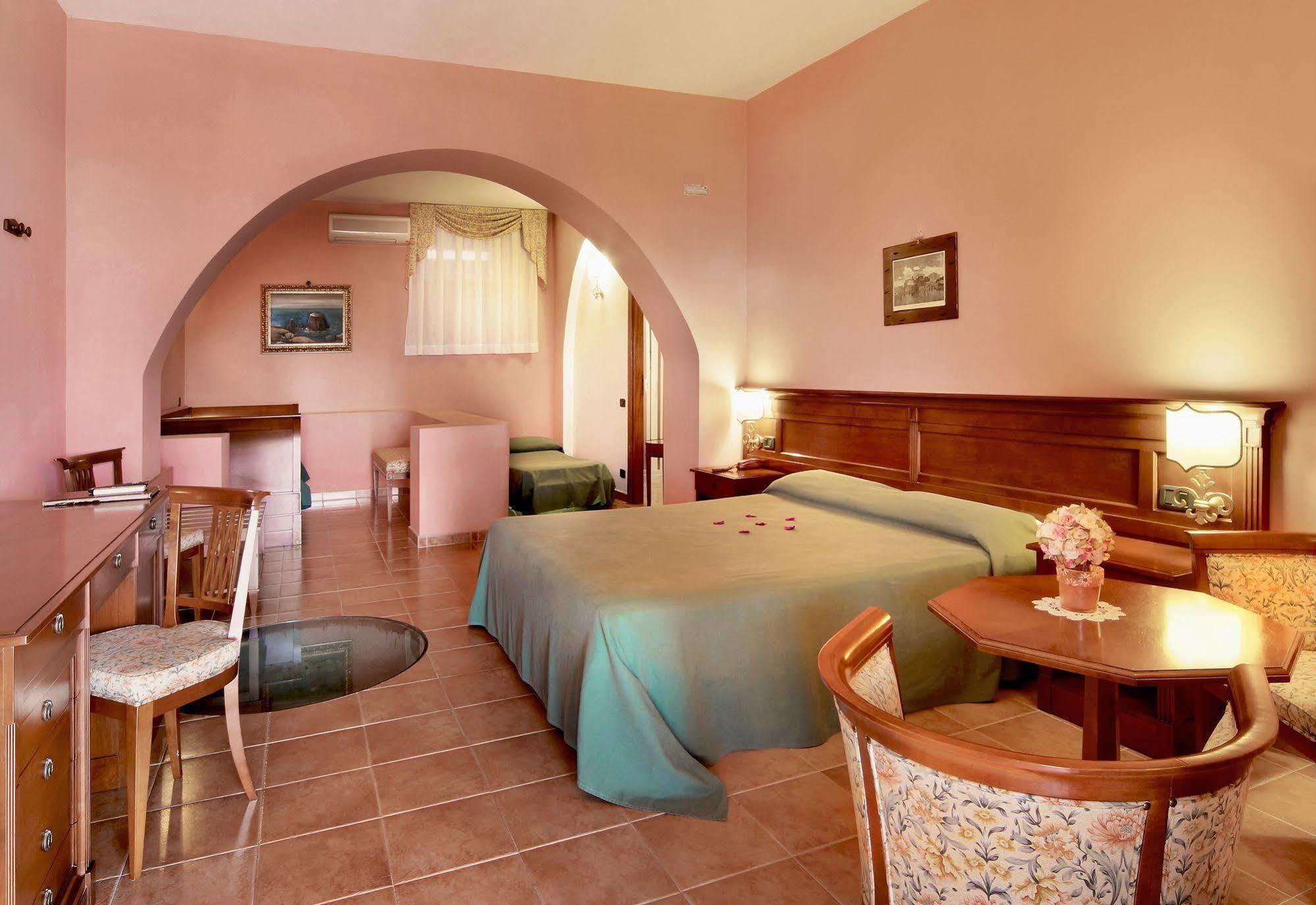 Hotel Villa Cute - Hvc Λίπαρι Εξωτερικό φωτογραφία